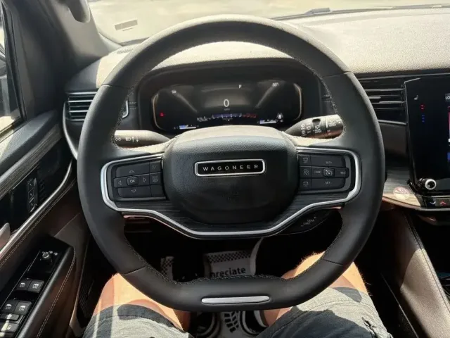2024 Jeep Wagoneer